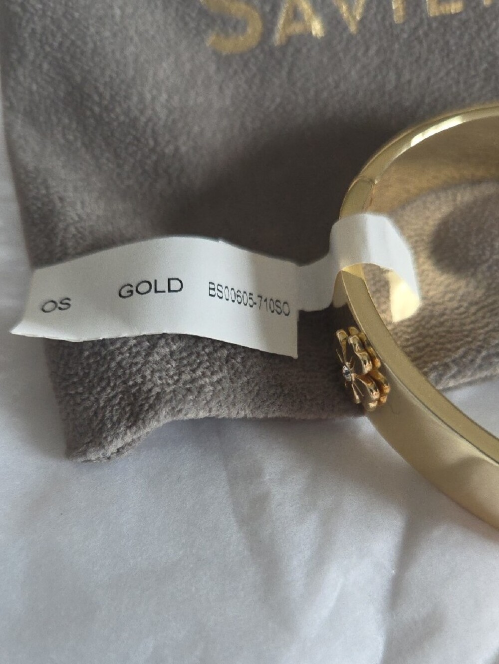 SAVIENE 18K Goldplated & Cubic Zirconia Clover Bangle - Picture 4 of 8